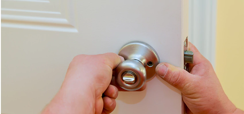 After-hours Locksmith For Lock And Key Installation in Chicago, IL