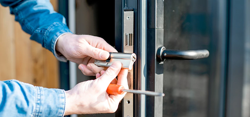 Eviction Locksmith For Lock Repair in Chicago, IL