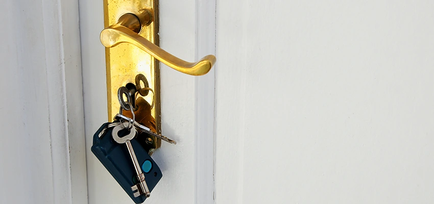 Broken Door Key Extraction in Chicago, IL